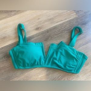Green Shade & Shore medium bikini top